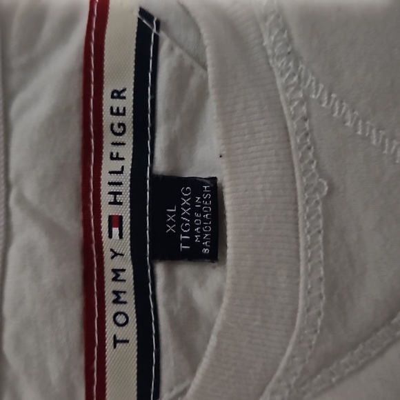 Tommy Hilfiger Shirt - Picture 3 of 4